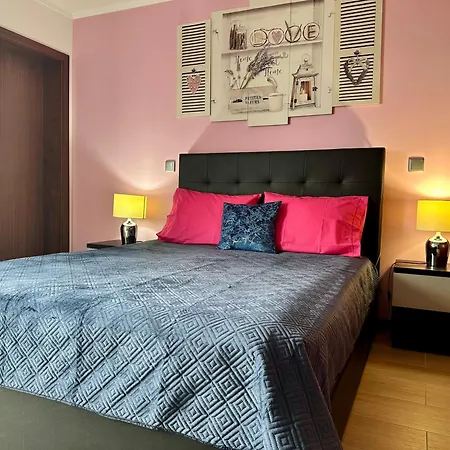 Private Rooftop Sunny Terrace In شقة