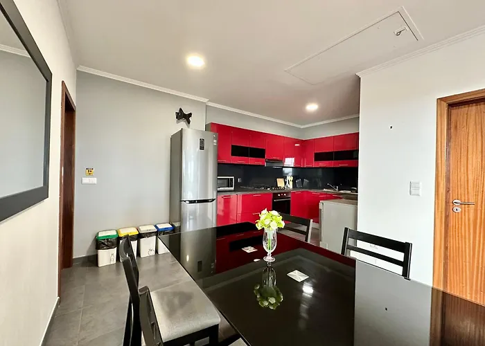 Private Rooftop Sunny Terrace In * Funchal (Madeira)