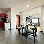 Rooftop Sunny Terrace In Appartement Funchal (Madeira)