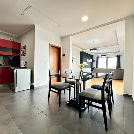 Private Rooftop Sunny Terrace In Apartment Funchal (Madeira)